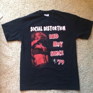 VINTAGE Social Distortion tee. Men’s M/Women’s L